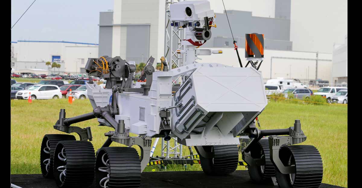 Replica of the Mars 2020 Perseverance Rover Replica of the Mars 2020 Perseverance Rover