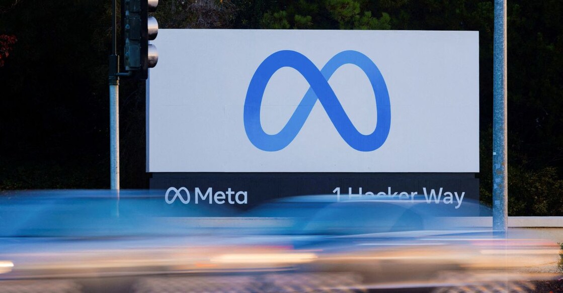 Morning commute traffic streams past the Meta sign outside the headquarters of Facebook parent company Meta Platforms Inc in Mountain View, California, US, November 9, 2022. Photo: Reuters