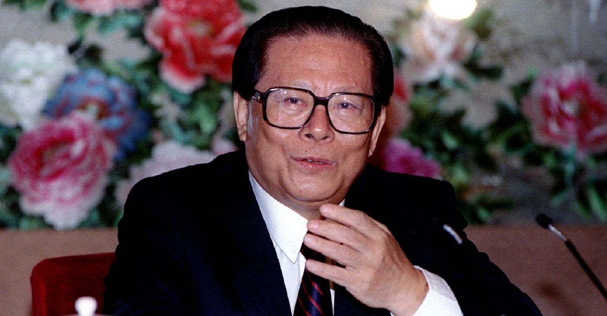 China's President Jiang Zemin gestures during his press conference in Beijing, China, September 2, 1994. Photo: Reuters