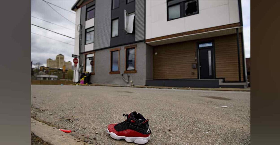 Pittsburgh shooting A shoe is seen outside an Airbnb apartment rental along Suismon Street in Pittsburgh, Pennsylvania on Sunday. A shooting at a house party at the rental left two people dead. Photo: AFP