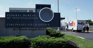 Police shoot dead armed man who tried to breach Ohio FBI building