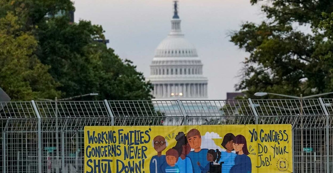 The House voted 335-91 to fund the government through Nov. 17, with more Democrats than Republicans supporting it. Photo: Reuters
