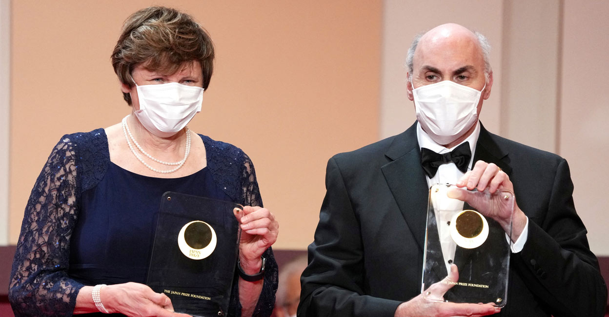Kariko and Weissman win medicine Nobel for COVID-19 vaccine work