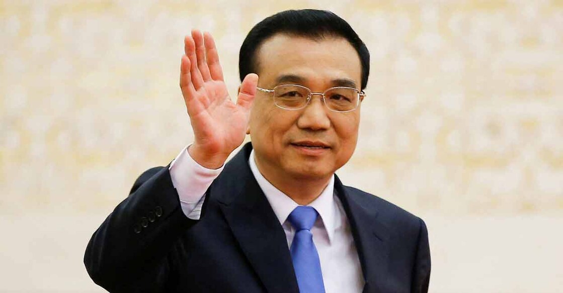China's Premier Li Keqiang waves as he arrives for a news conference after the closing ceremony of China's National People's Congress (NPC) at the Great Hall of the People in Beijing, China, March 15, 2017. File photo: REUTERS/Damir Sagoli