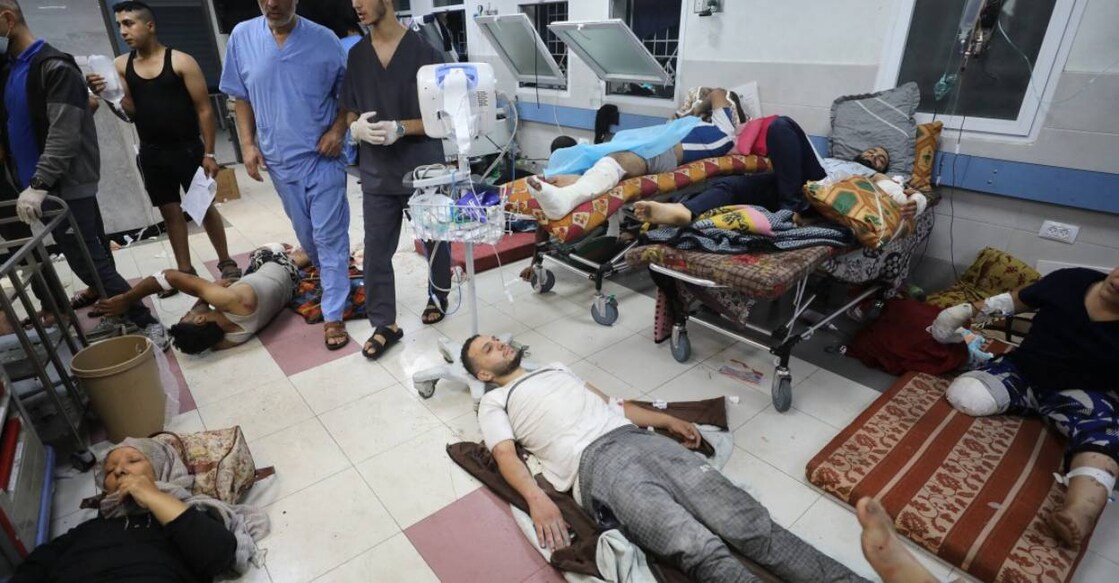 Wounded Palestinians receive treatment at the Al-Shifa hospital in Gaza City on November 7, 2023, amid ongoing battles between Israel and the Palestinian Hamas movement. Photo: AFP
