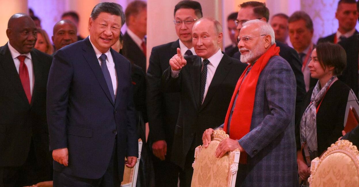 xi-modii-putin-1 Prime Minister Narendra Modi, Russian President Vladimir Putin and Chinese President Xi Jinping at the BRICS summit in Kazan, Russia, on Tuesday. Photo: PTI