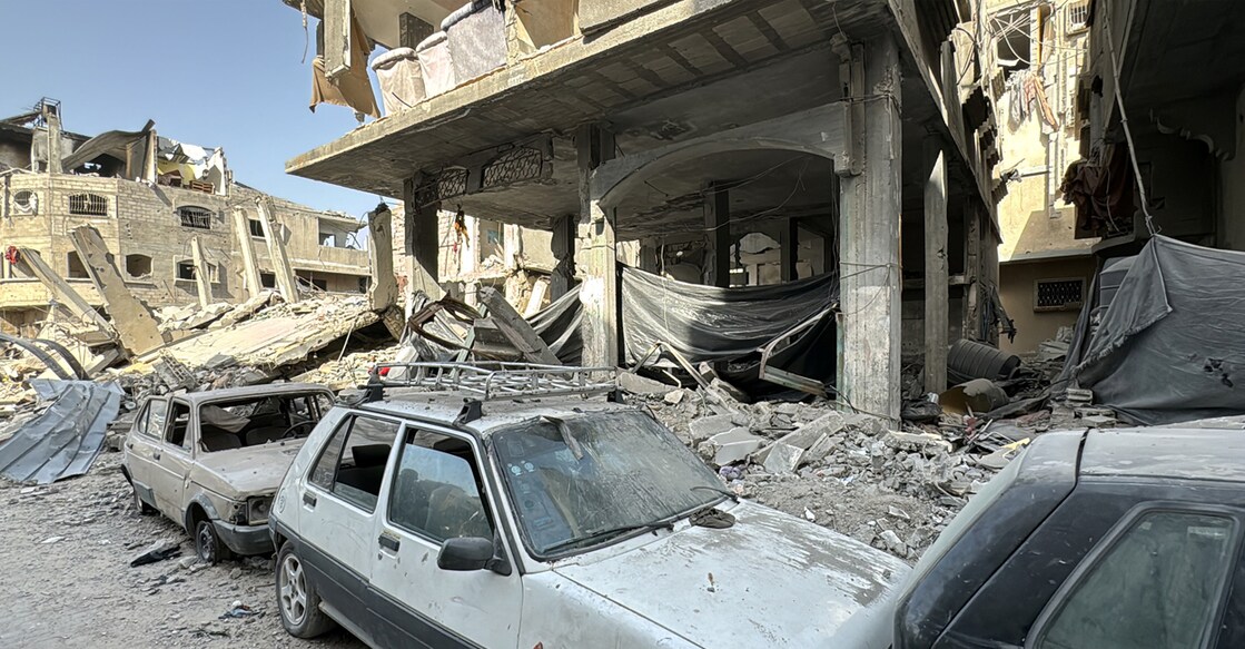 Damaged cars are seen after Israeli forces withdrew from the area around Kamal Adwan hospital, amid the ongoing Israel-Hamas conflict, in Jabalia, in the northern Gaza Strip October 26, 2024. Photo: Reuters/Stringer