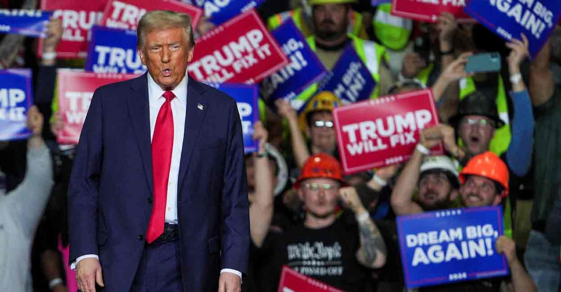 Republican presidential nominee and former U.S. President Donald Trump attends a campaign rally at PPG Paints Arena in Pittsburgh, Pennsylvania, U.S., November 4, 2024. Photo: REUTERS/Jeenah Moon