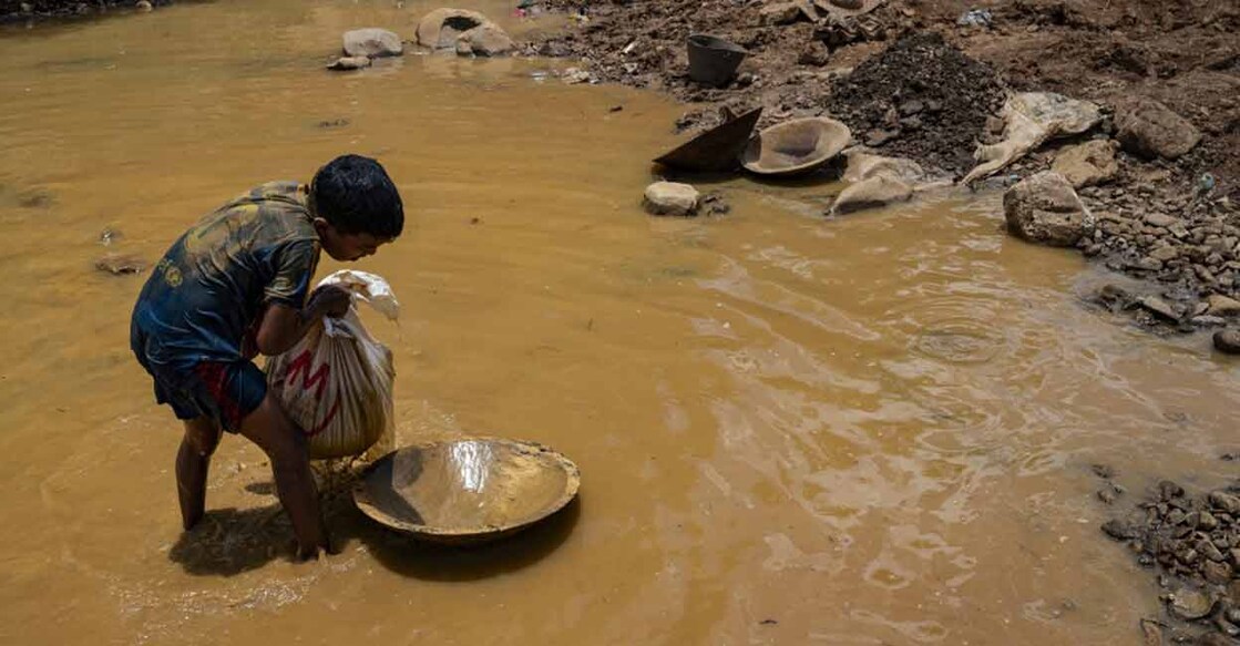 Between 2016 and 2021, the number of people in forced labour increased by 2.7 million, resulting in a rise in the prevalence of forced labour from 3.4 to 3.5 per 1,000 people. Photo: AFP