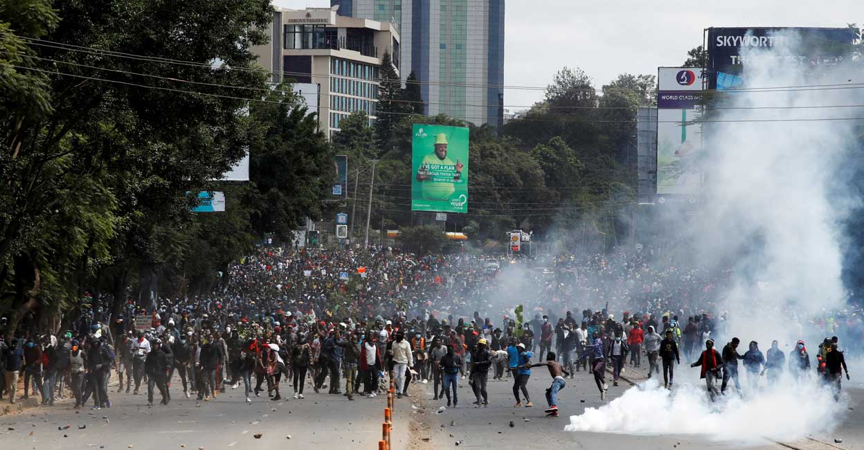 People attend a demonstration against Kenya's proposed finance bill 2024/2025 in Nairobi, Kenya, June 25, 2024. Photo: Reuters/Monicah Mwangi
