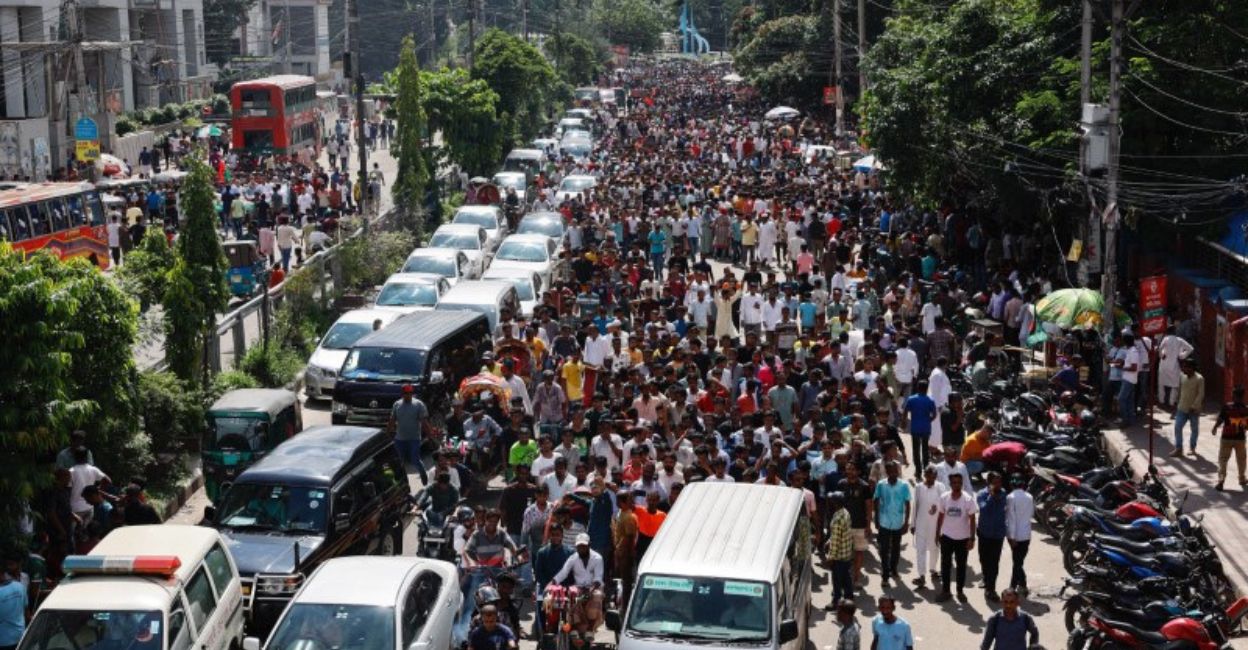 bangladesh-violence-1.jpg Supporters of Bangladesh Nationalist Party join in a rally in Dhaka, Bangladesh, August 7, 2024. Photo: Reuters/Mohammad Ponir Hossain
