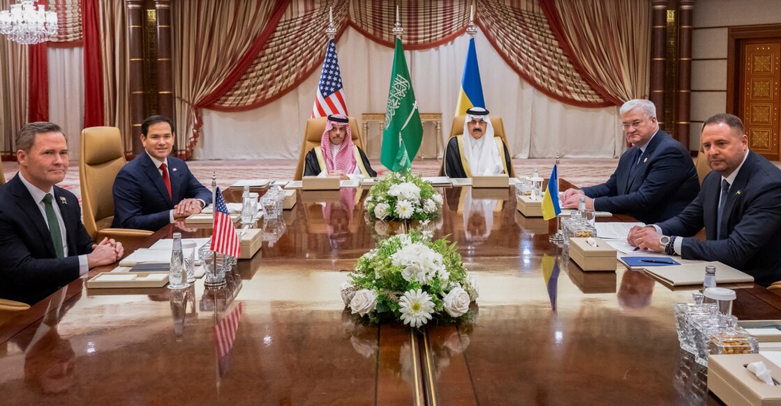 US Secretary of State Marco Rubio, US National Security Advisor Mike Waltz, Ukrainian Foreign Minister Andrii Sybiha and Ukrainian Head of Presidential Office Andriy Yermak hold a meeting in the presence of Saudi Foreign Minister Faisal bin Farhan and National Security Advisor Mosaad bin Mohammad Al-Aiban, in Jeddah, Saudi Arabia. Photo: SAUL LOEB/Pool via REUTERS