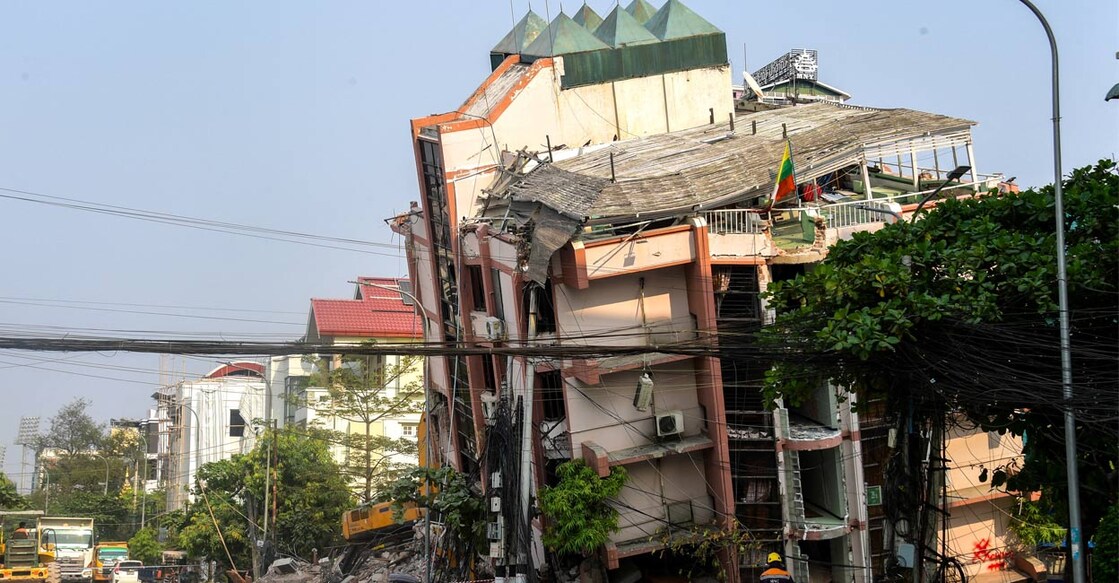 Deaths rose to 3,085 on Thursday, with 4,715 injured and 341 missing, the ruling junta said. Photo: AFP. 