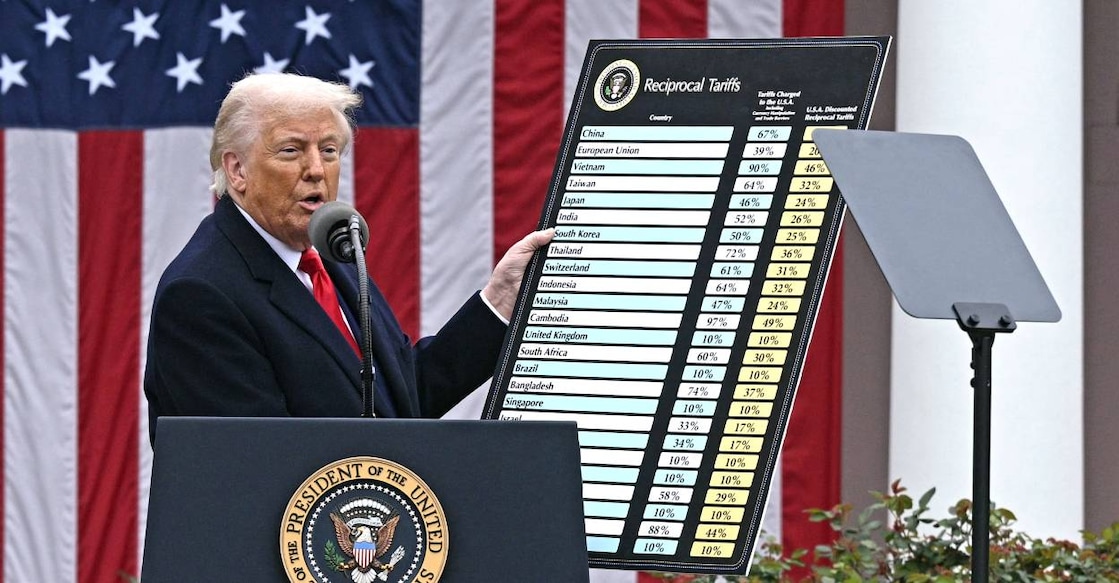 US President Donald Trump holds a chart as he delivers remarks on reciprocal tariffs. Photo: AFP