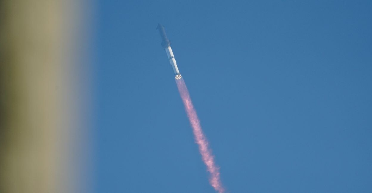 SpaceX's next-generation Starship spacecraft atop its Super Heavy booster that was launched from Starbase, is seen from South Padre Island, Texas, U.S., May 27, 2025. REUTERS/Gabriel V. Cardenas.
