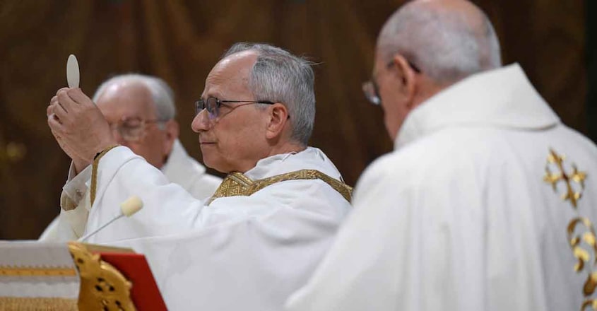 POPE-LEO Pope Leo XIV conducts Mass in the Sistine Chapel at the Vatican, May 9, 2025. Vatican Media/Simone Risoluti Handout via REUTERS