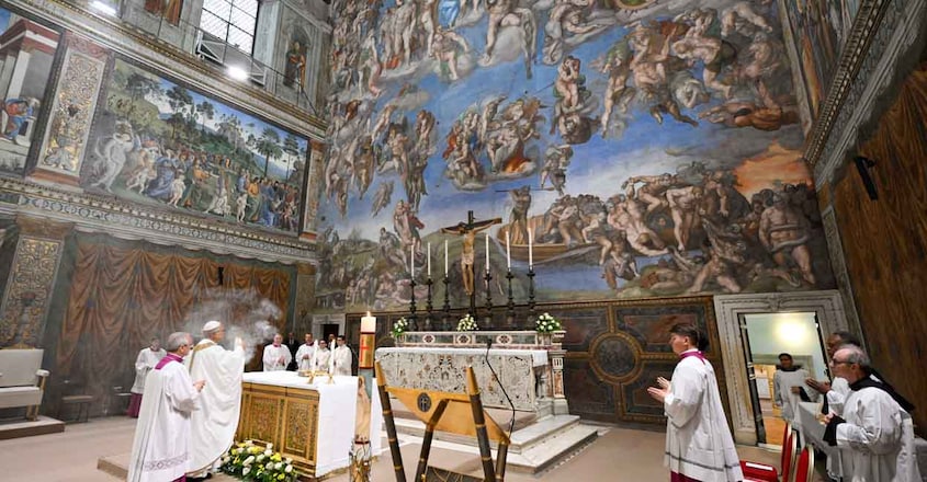 POPE-LEO Pope Leo XIV conducts Mass in the Sistine Chapel at the Vatican, May 9, 2025. Vatican Media/Simone Risoluti Handout via REUTERS
