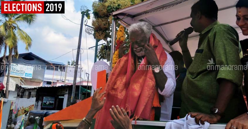 A day with Kummanam Rajasekharan | Congress' global man vs BJP's 'God man'