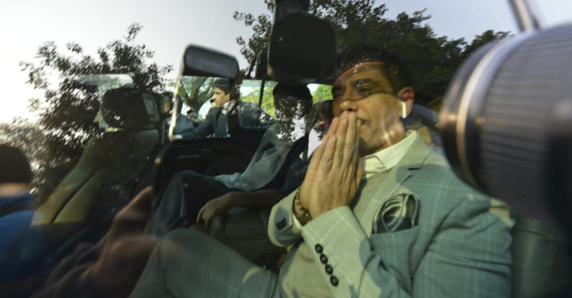 Robert Vadra grilled for nearly 6 hours, to appear before ED again Thursday Robert Vadra grilled for nearly 6 hours, to appear before ED again Thursday