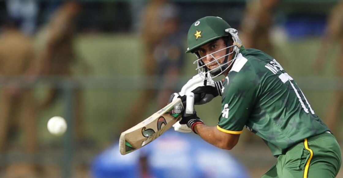 Pakistan ban batsman Jamshed for 10 years for corruption