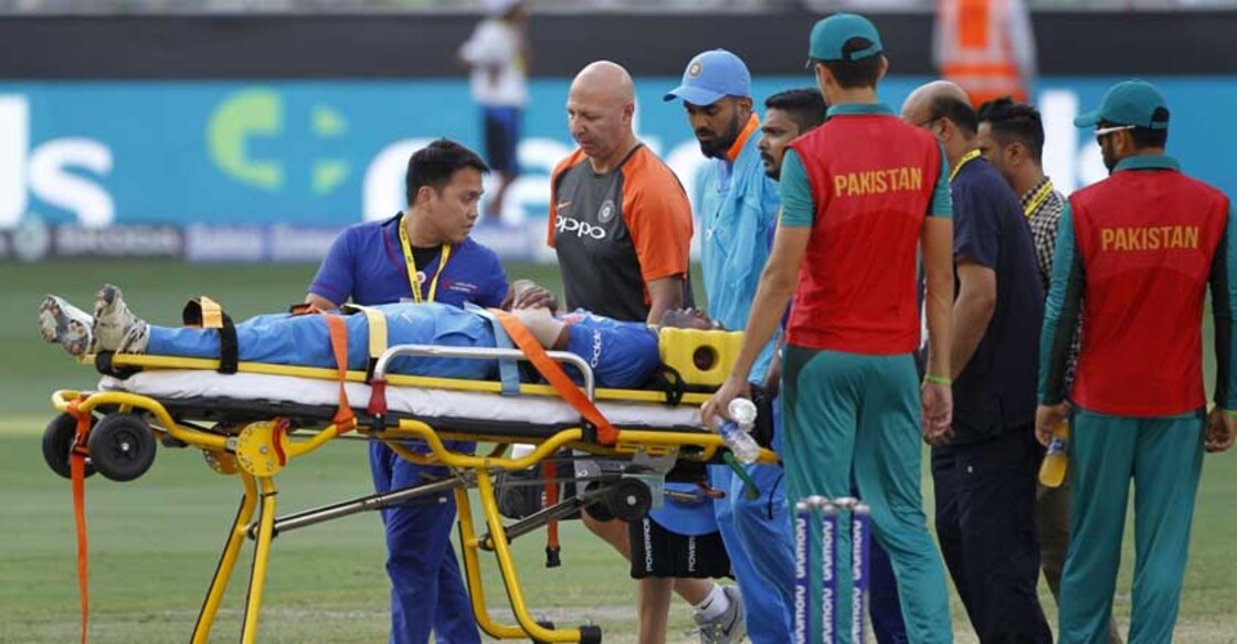 Asia Cup: Pandya sustains back injury, stretchered off field
