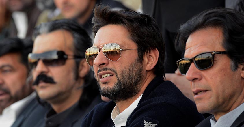 Afridi to visit LoC to 'express solidarity with Kashmiri brethren'