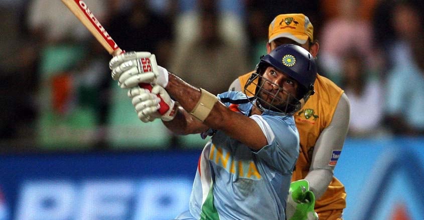 CRICKET-WC2007-T20-IND-AUS Indian cricket team batsman Yuvraj Singh lofts a ball for a sixer against Australia during the second semi-final of the ICC World Twenty20 at the Kingsmead Cricket Stadium in Durban, 22 September 2007. India who won the toss and decided to bat first against Australia is playing on 184-4 in the 20th over. AFP PHOTO / Saeed KHAN (Photo by SAEED KHAN / AFP)