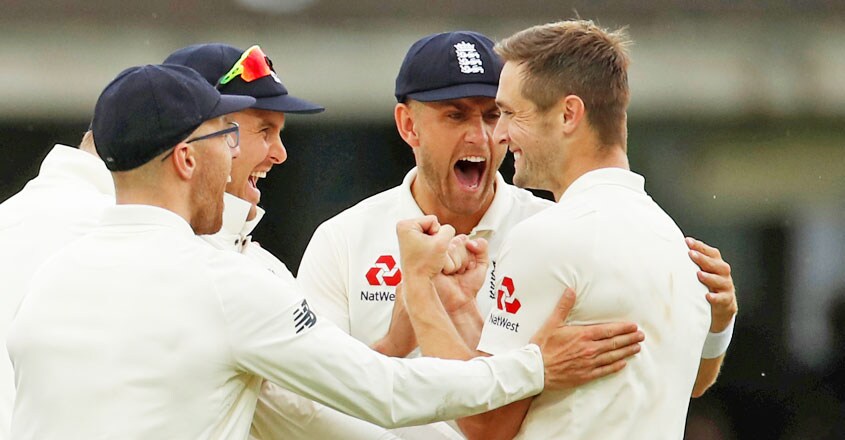 England bowl out Ireland for 38 to seal victory