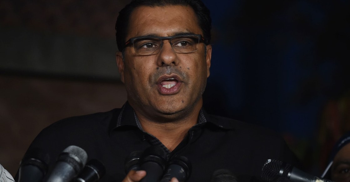  Waqar Younis