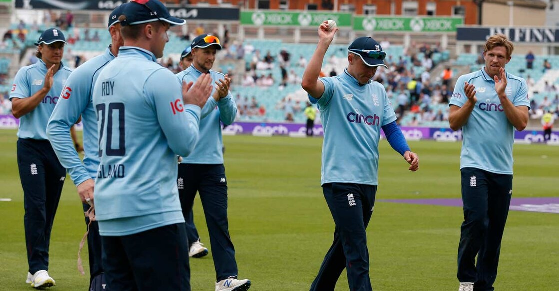 Curran shines as England crush Sri Lanka to win series
