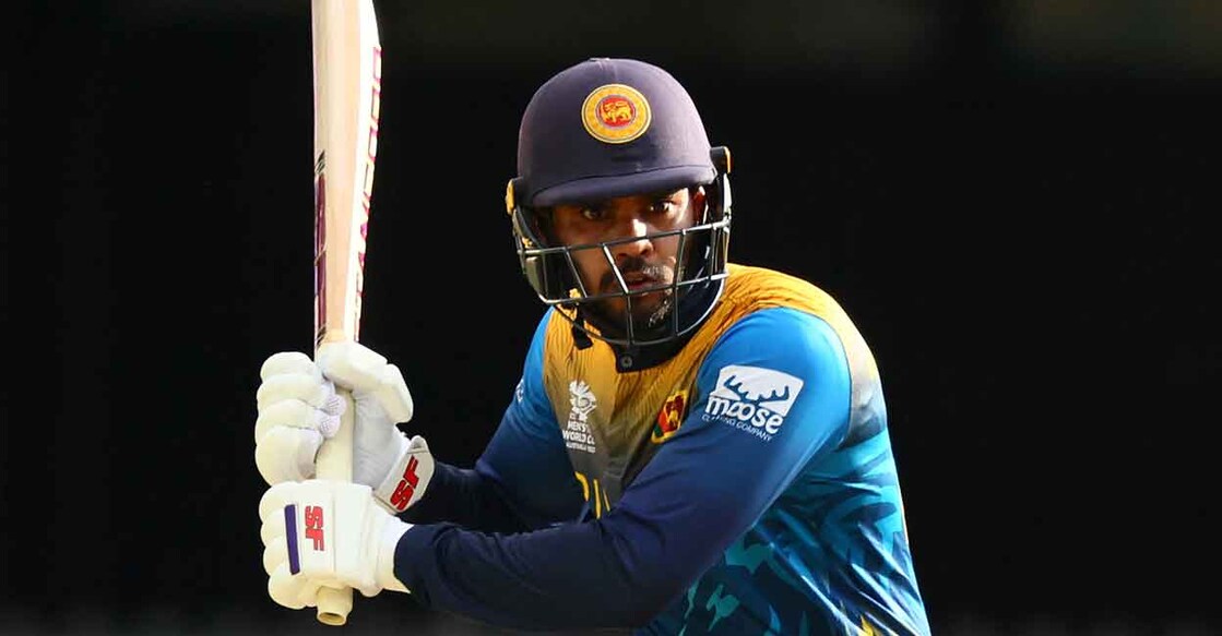 Dhananjaya de Silva plays a shot. Photo: AFP/Patrick Hamilton