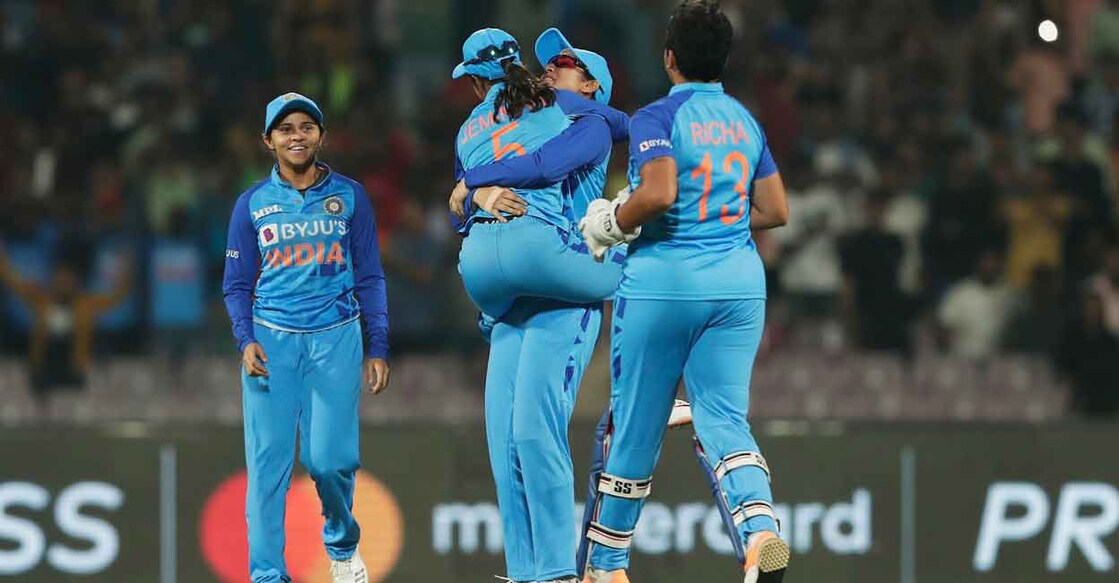 Jemimah Rodrigues jumps on to Smriti Mandhana after India's win. Photo: Twitter@BCCIWomen