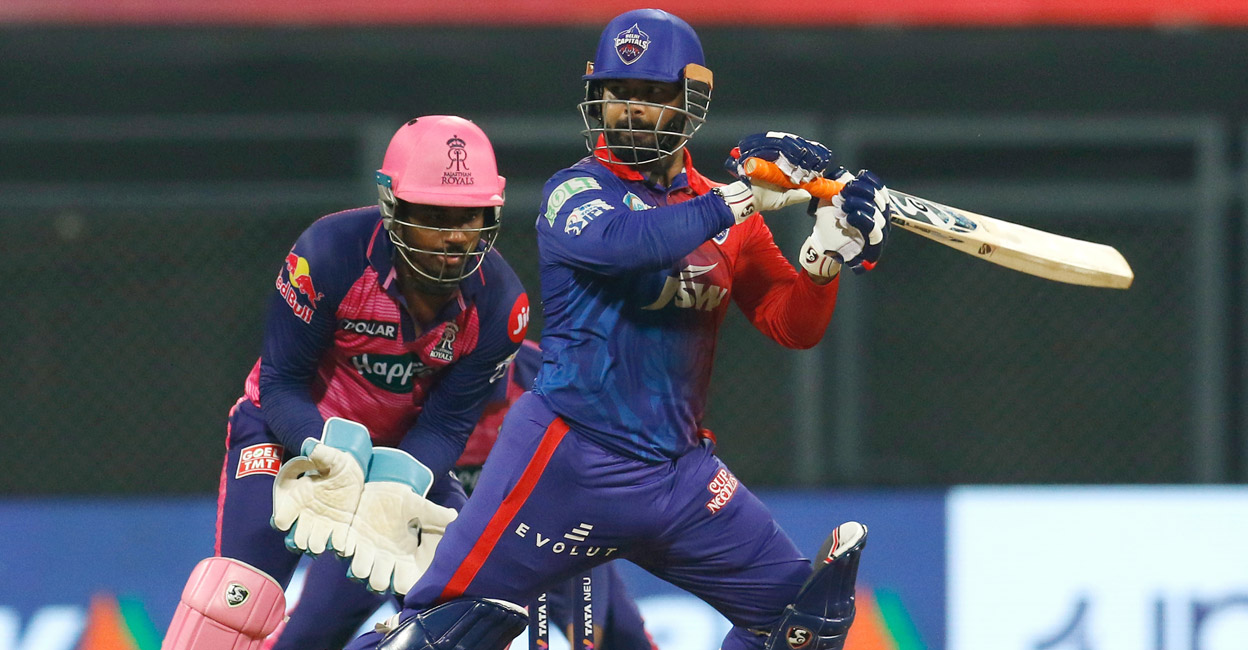 Rishabh Pant in action against Rajasthan Royals. Photo: Twitter@DelhiCapitals