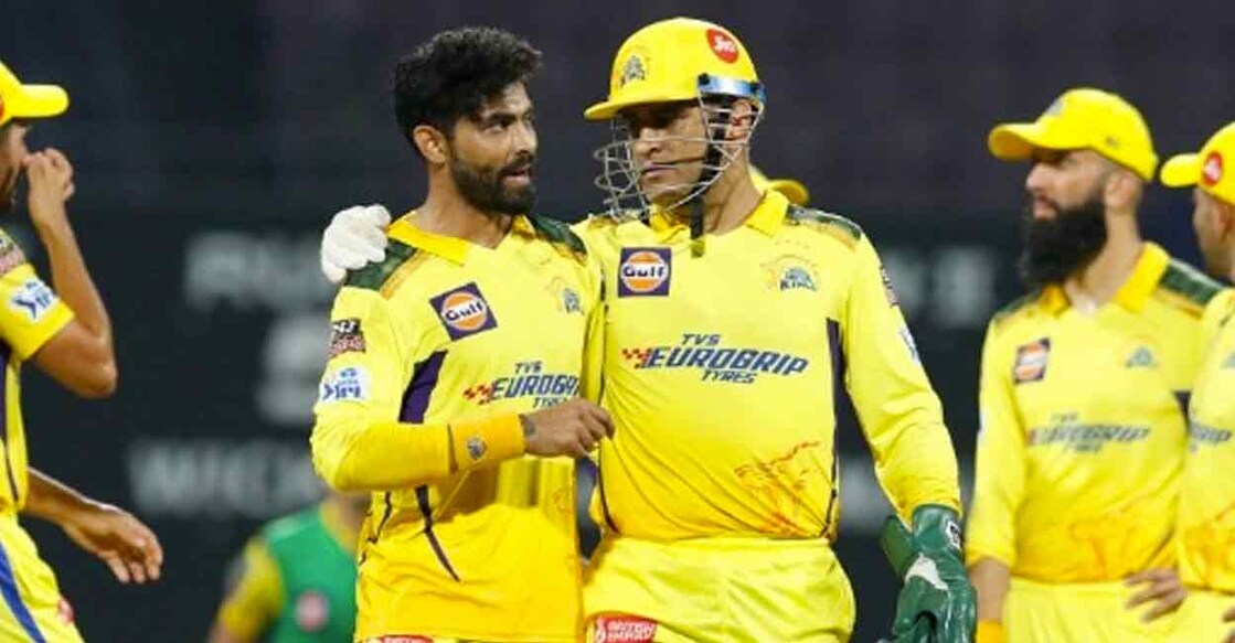 Ravindra Jadeja and MS Dhoni. Photo: Twitter/ @ChennaiIPL