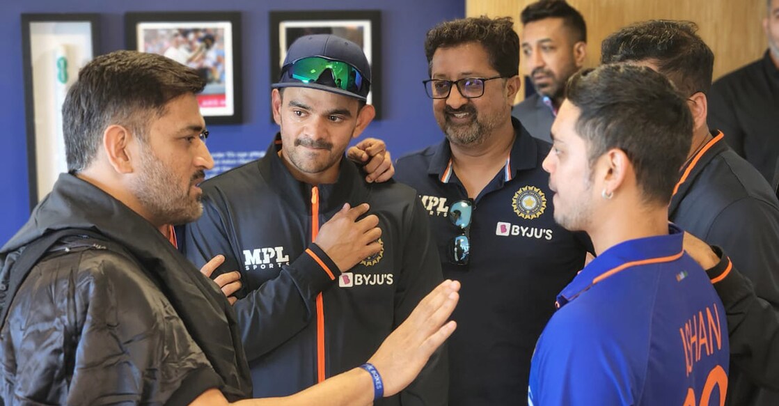 Dhoni has a word with Ishan Kishan. Photo: Twitter@BCCI