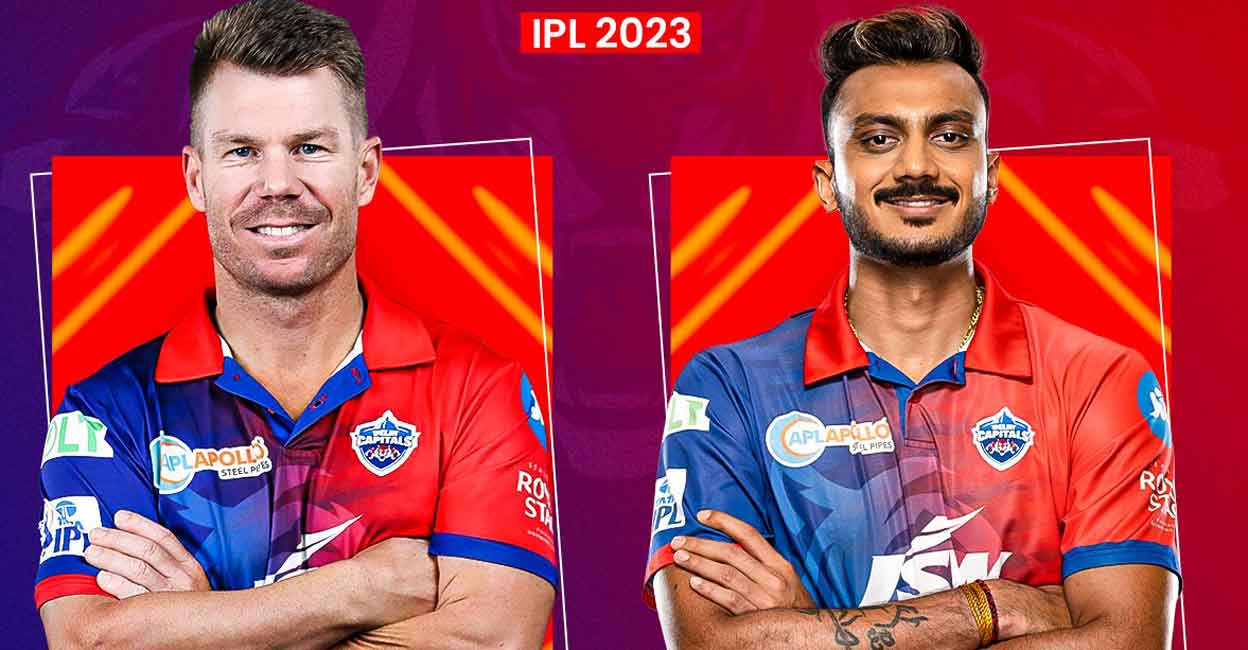 David Warner and his deputy Axar Patel. Photo: Twitter@DelhiCapitals