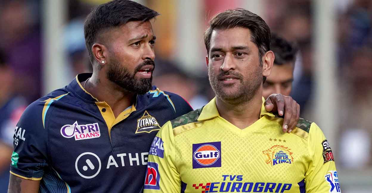  Hardik Pandya & M S Dhoni