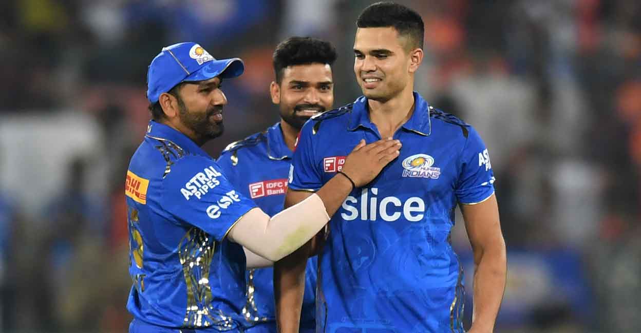 Rohit Sharma congratulates Arjun Tendulkar