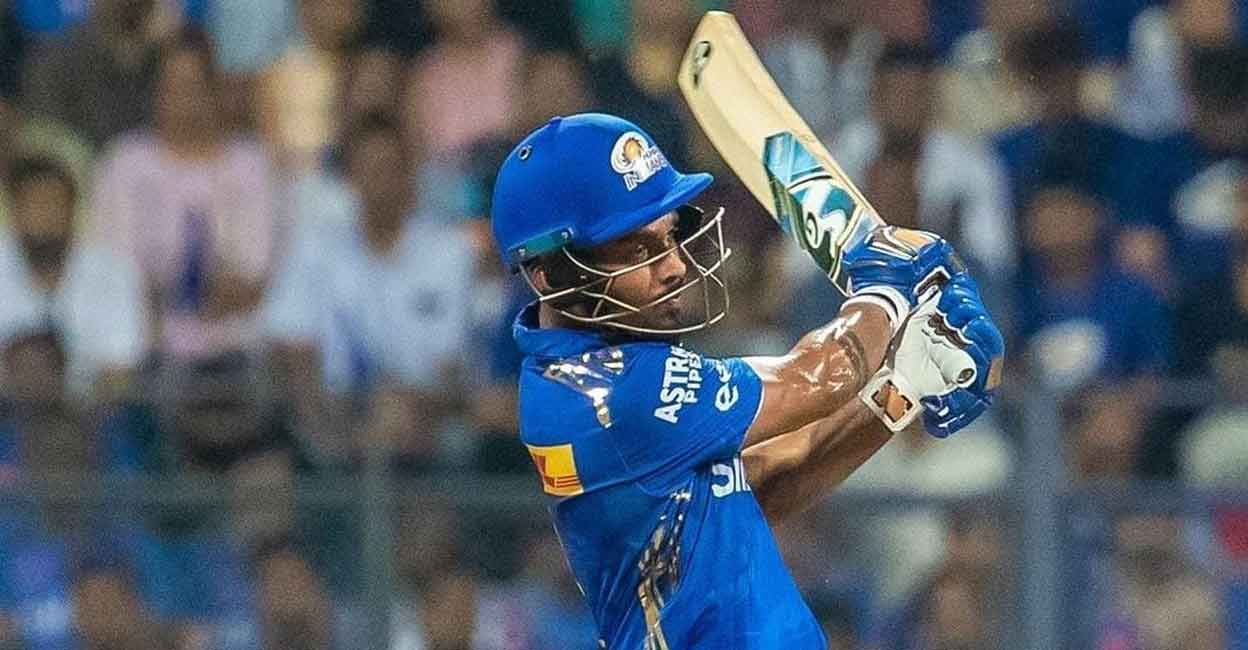 Vishnu made five off seven balls before falling to Mohit Sharma. Photo: IANS