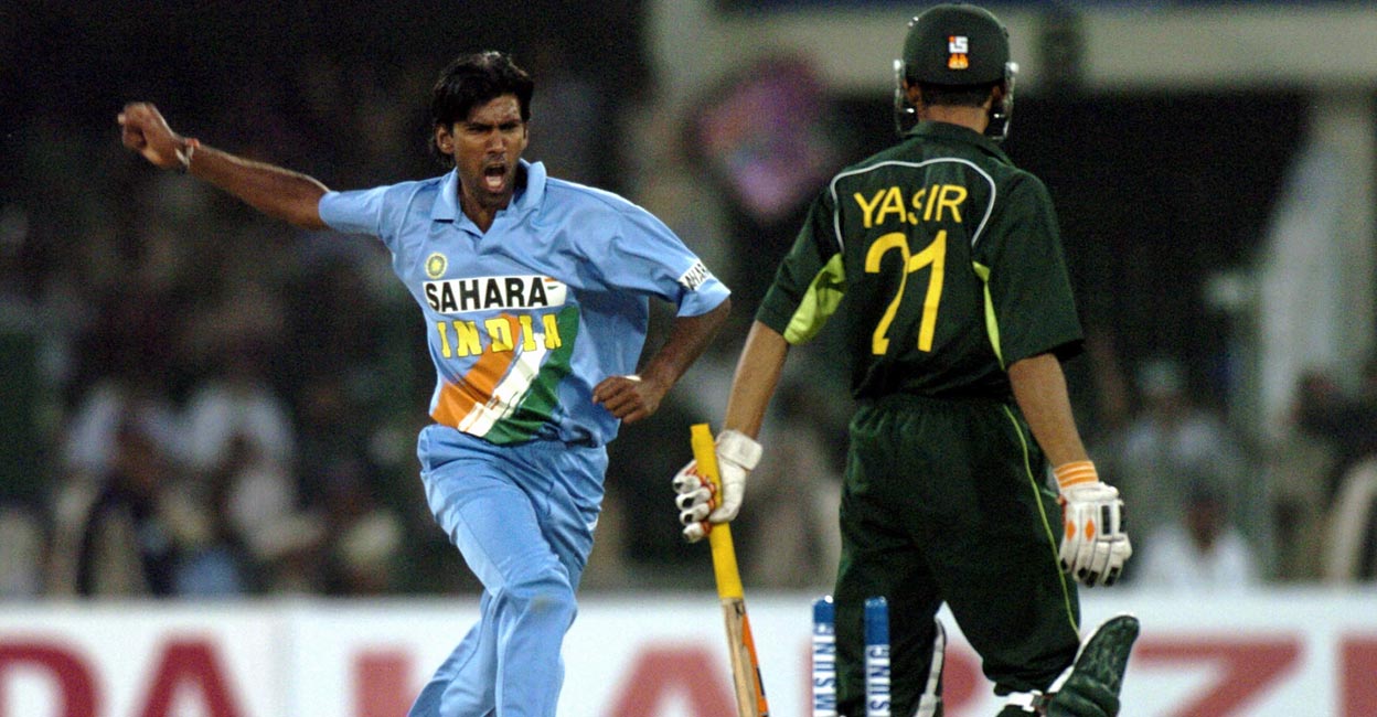 Lakshmipathy Balaji cleans up Pakistan opener Yasir Hameed in the 2004 ODI series decider. File photo: AFP/Jewel Samad