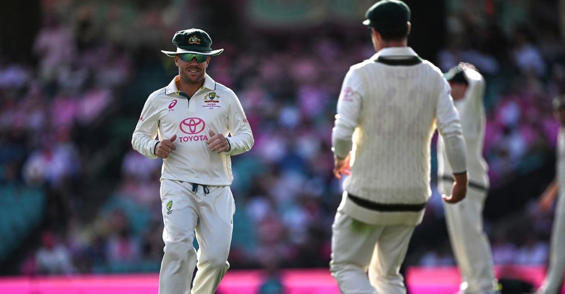 David Warner in action during the third day of the Sydney Test. Photo: AFP/Saeed Khan
