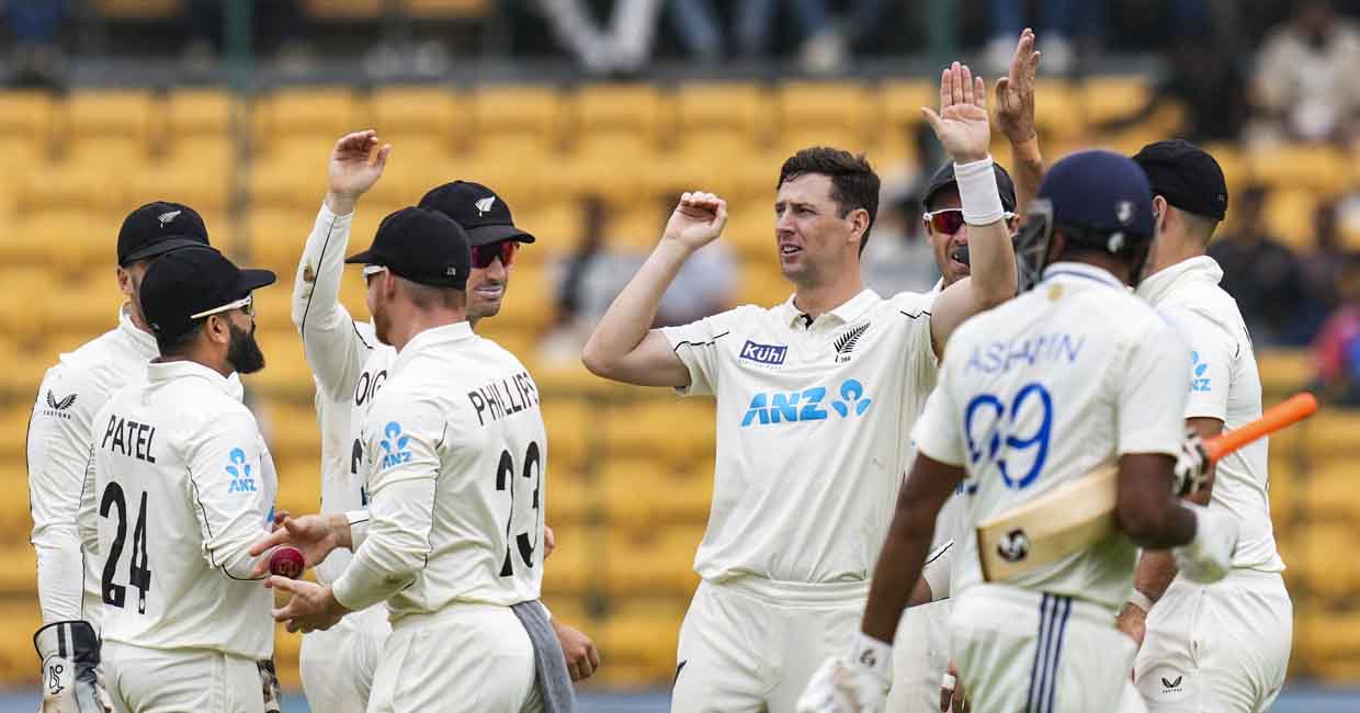 Bengaluru: New Zealand's Matt Henry celebrate with teammates after taking the wicket of India's R Ashwin during the second day of the first Test cricket match between India and New Zealand, at M Chinnaswamy Stadium, in Bengaluru, Thursday, Oct. 17, 2024. (PTI Photo/Shailendra Bhojak) (PTI10_17_2024_000191B)