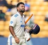 After IPL retention snub, Pant plays Test on T20 mode