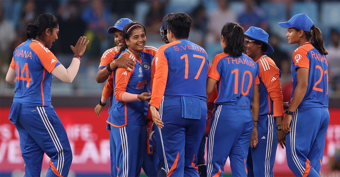 Indian players celebrate a wicket of Sri Lanka. Photo: X/@BCCIWomen