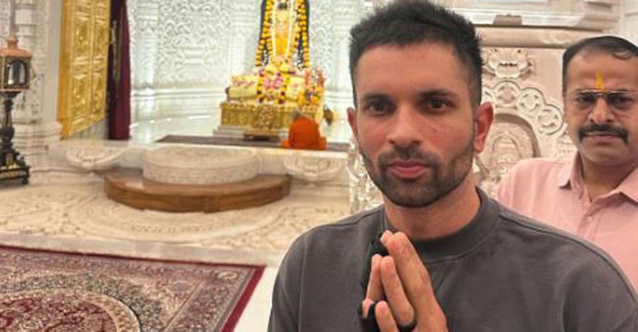 Keshav Maharaj shared a picture on social media from Ayodhya visit. Photo: Instagram@keshavmaharaj16