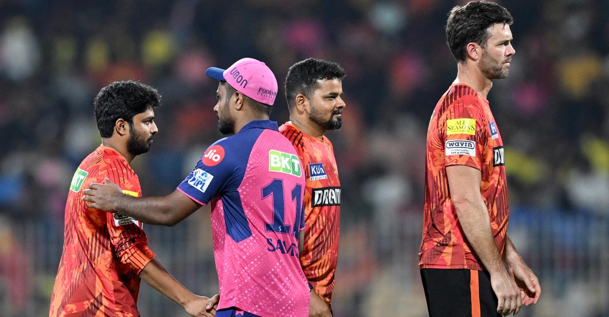 Sanju Samson greets SRH players at the end of Qualifier 2. Photo: AFP/R Satish Babu