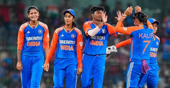 Women's T20I: Vastrakar, Mandhana set up India's series-levelling win over  SA