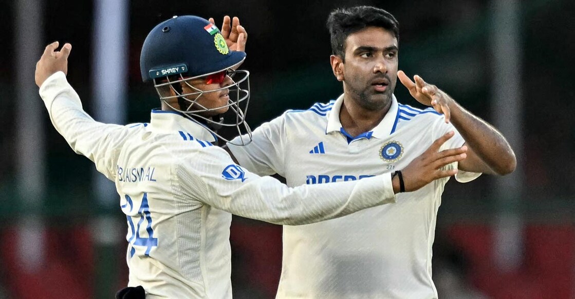 Jaiswal & Ashwin R Ashwin, right, celebrates with Yashasvi Jaiswal after picking up a wicket. Photo: AFP/Money Sharma