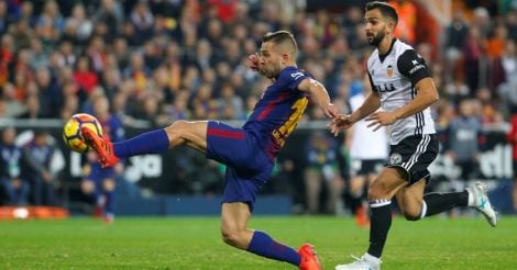 Barca draw at title rivals Valencia after goal-line controversy