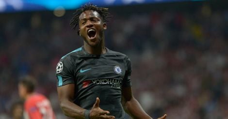 Batshuayi strikes late to give Chelsea win at Atletico